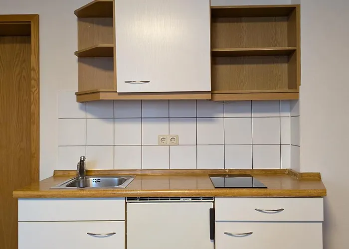 In מלון דירות אמברג